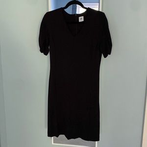 Cabi - #3827 Medium Ponte dress w/pockets